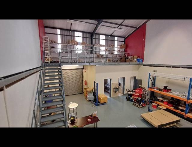 INDUSTRIAL PROPERTY TO RENT IN HENNOPS PARK INDUSTRIAL